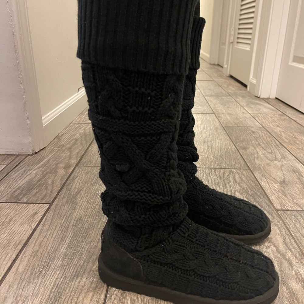 Ugg  boots - Picture 2 of 5